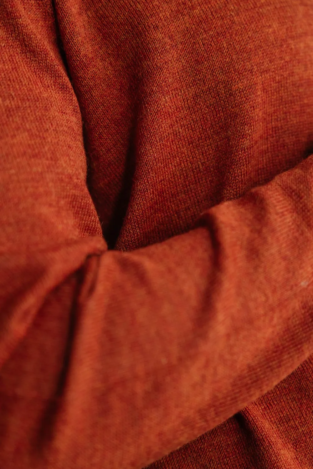 Jyoti Sathee maglione baby alpaca ruggine