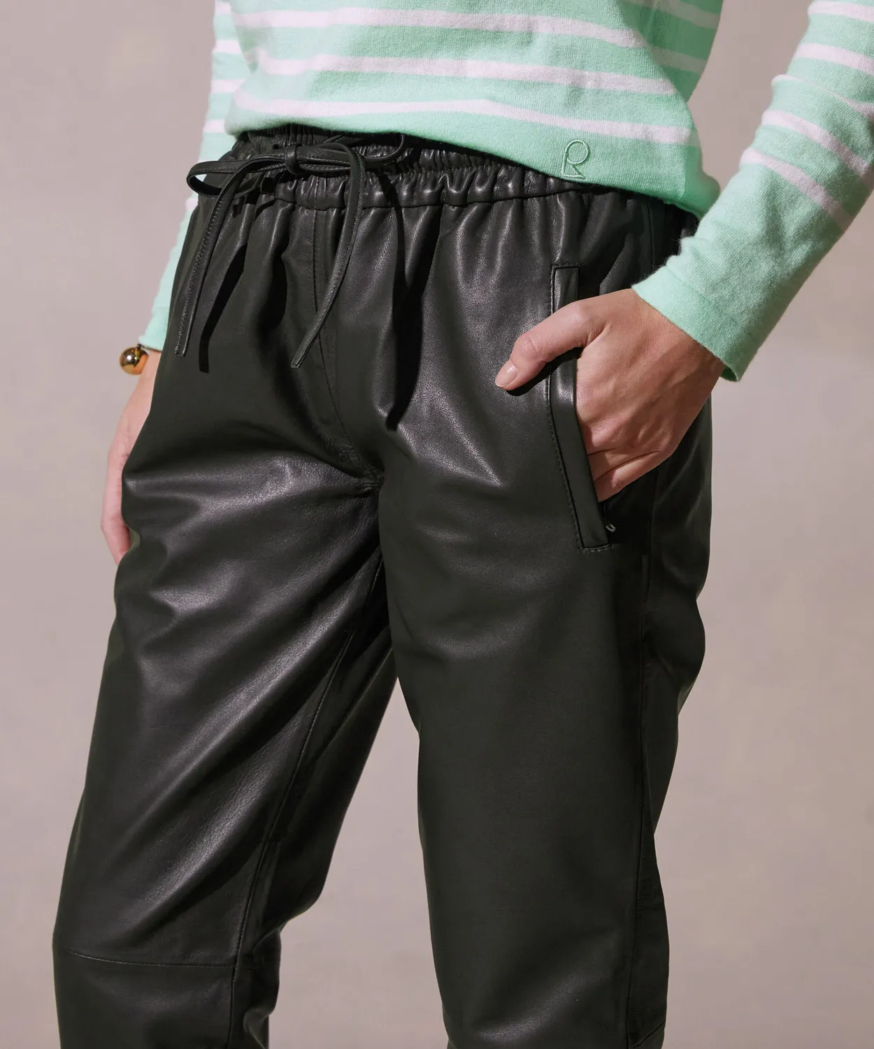 Rodier pantaloni jogging pelle verde kaki agnello