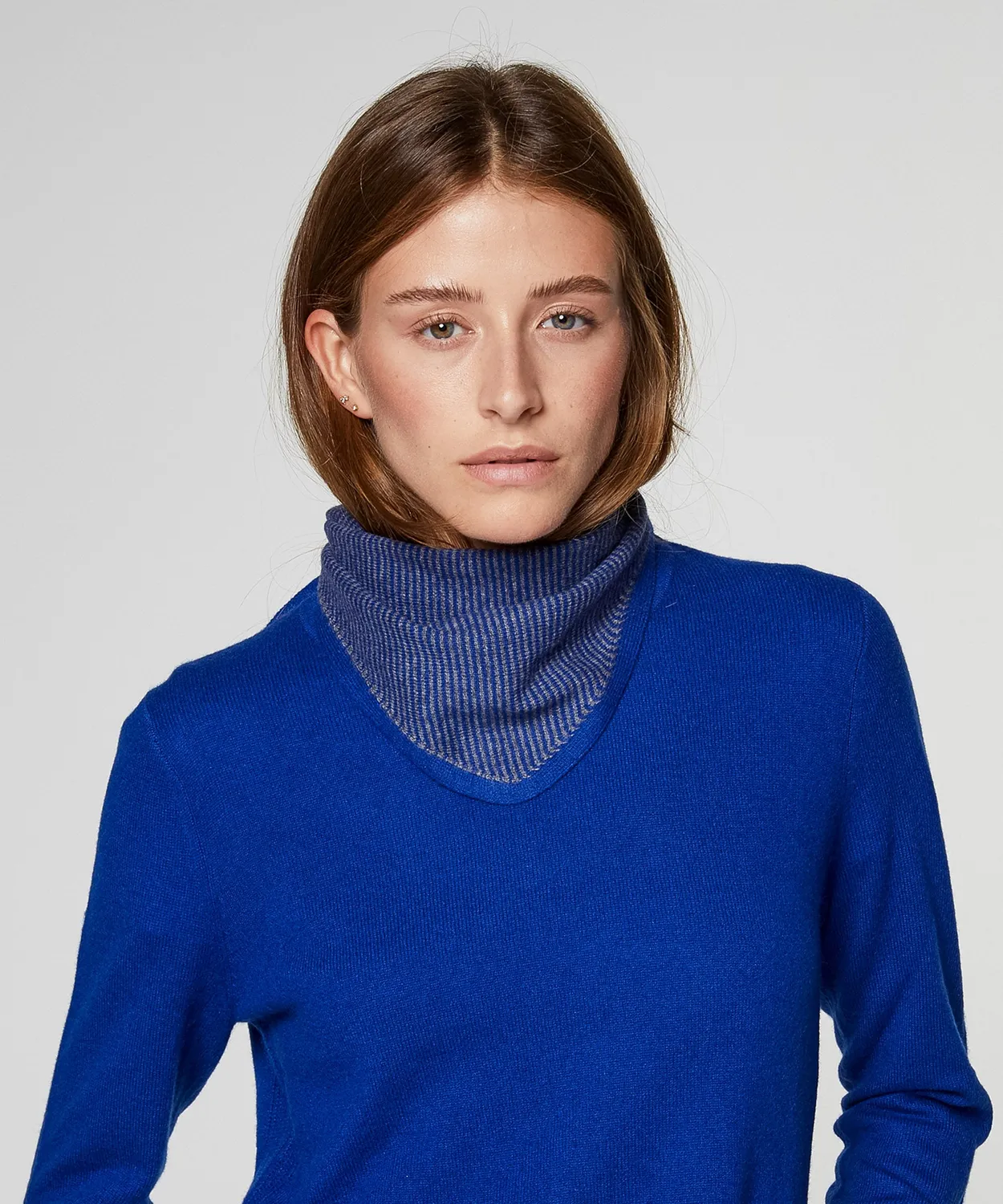 Rodier Sciarpa triangolare cashmere blu oltremare righe