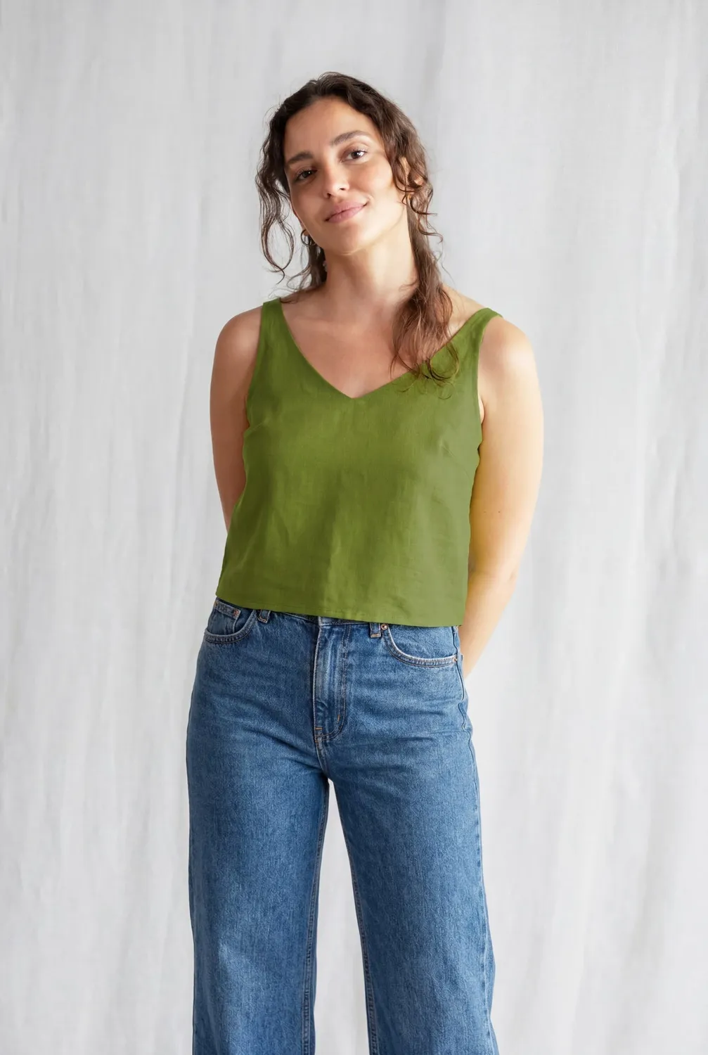 Jyoti Fair Works Iyani top crop verde basilico cotone