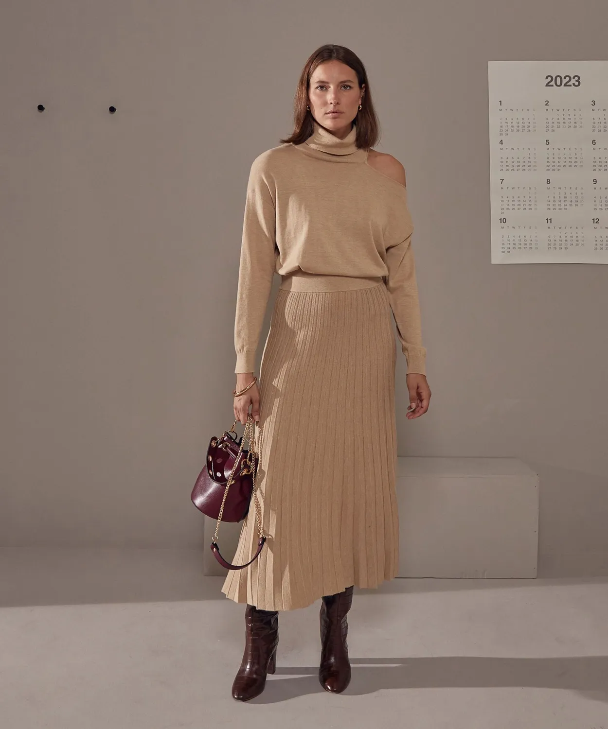 Rodier Maglione dolcevita spalla aperta marrone moka maglia fine