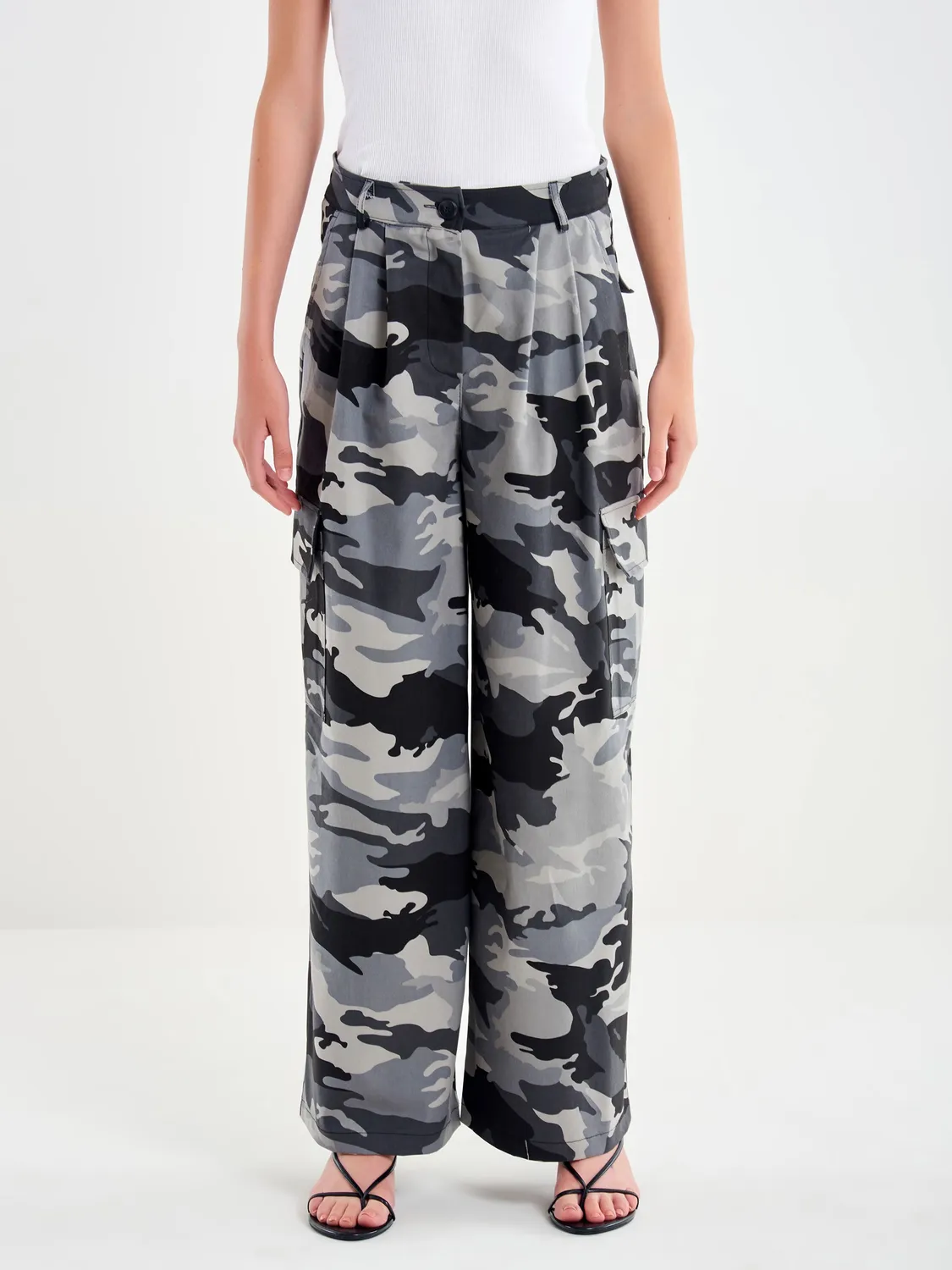 Vicolo Camouflage pantaloni wide leg nero grigio taglia L