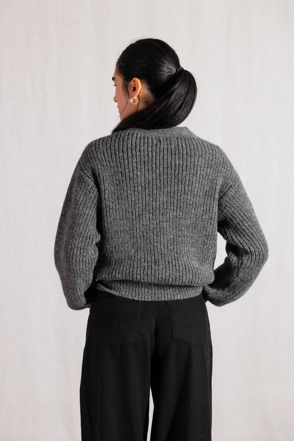 Jyoti Fair Works Aipena cardigan donna grigio scuro alpaca